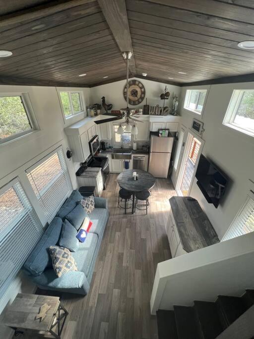 Fox Hollow - Tiny Home With Cypress Creek Access, Park Like Setting Wimberley Eksteriør bilde
